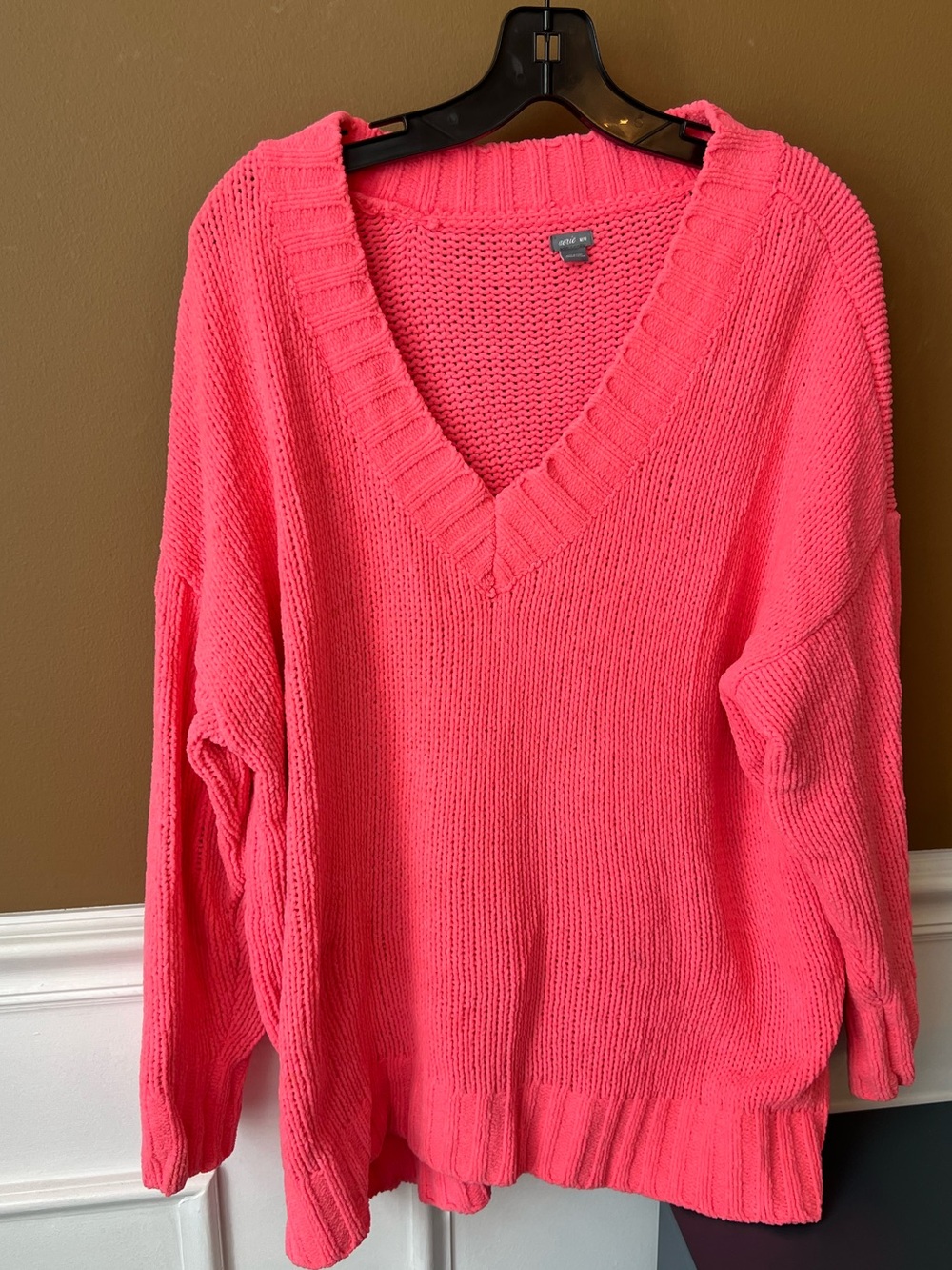 aerie Women's V-Neck Chunky Knit Sweater - Hot Pink Size M Oversized Lounge